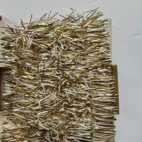 Set of 2 Vintage Christmas Tinsel Garland Italian Gold White 36 feet In Box - Picture 5 of 11